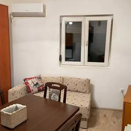 U Blizini Centra Grada